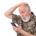 Viejo sorprendido chistosamente diciendo uuuuuuuuuuuuuuuuuuuuuuuuuuuuuu